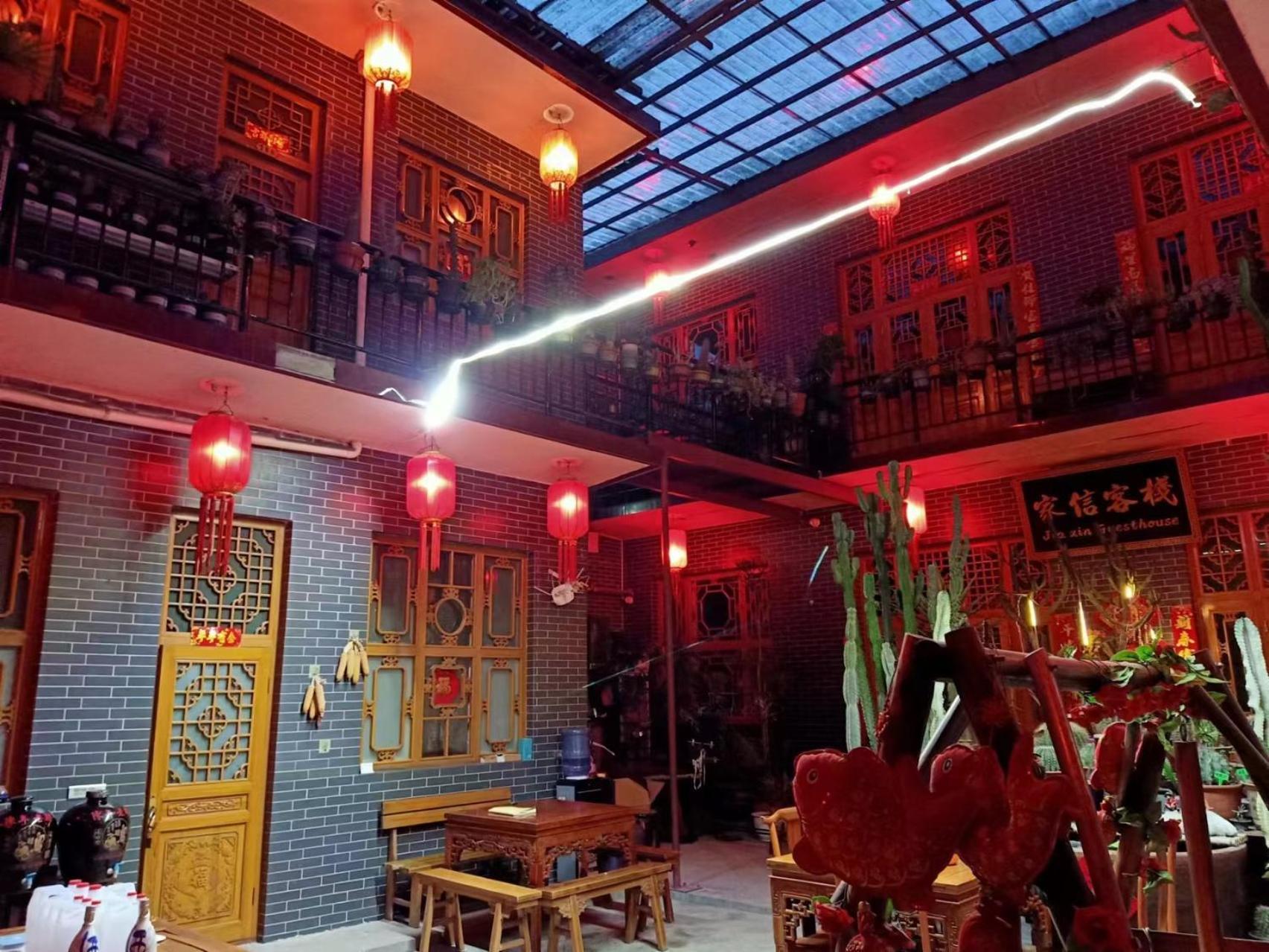 Pingyao Jiaxin Guesthouse Bagian luar foto