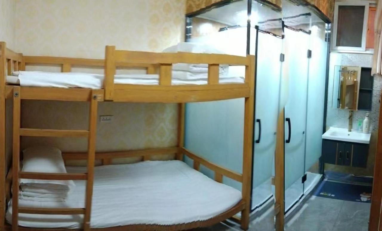Pingyao Jiaxin Guesthouse Bagian luar foto